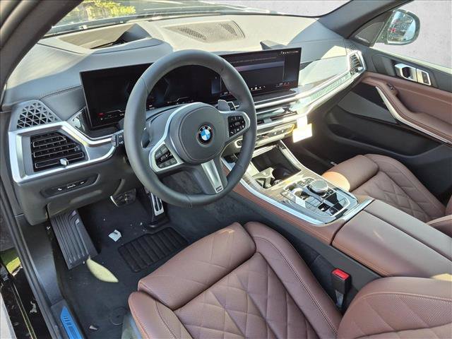 New 2026 BMW X5 xDrive40i w/ M Sport Package AWD/4WD image 3