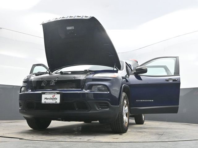 Used 2014 Jeep Cherokee Sport w/ Trailer Tow Group image 46