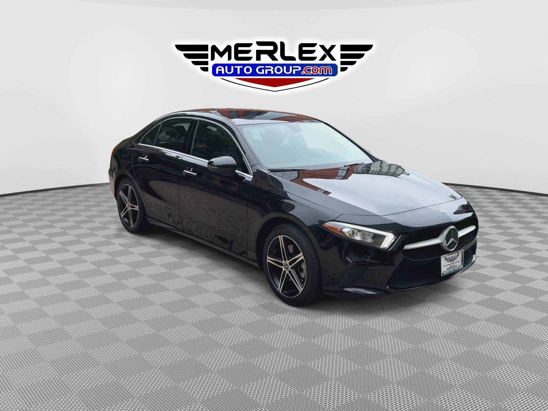 Used 2019 Mercedes-Benz A 220 4MATIC w/ Premium Package image 2