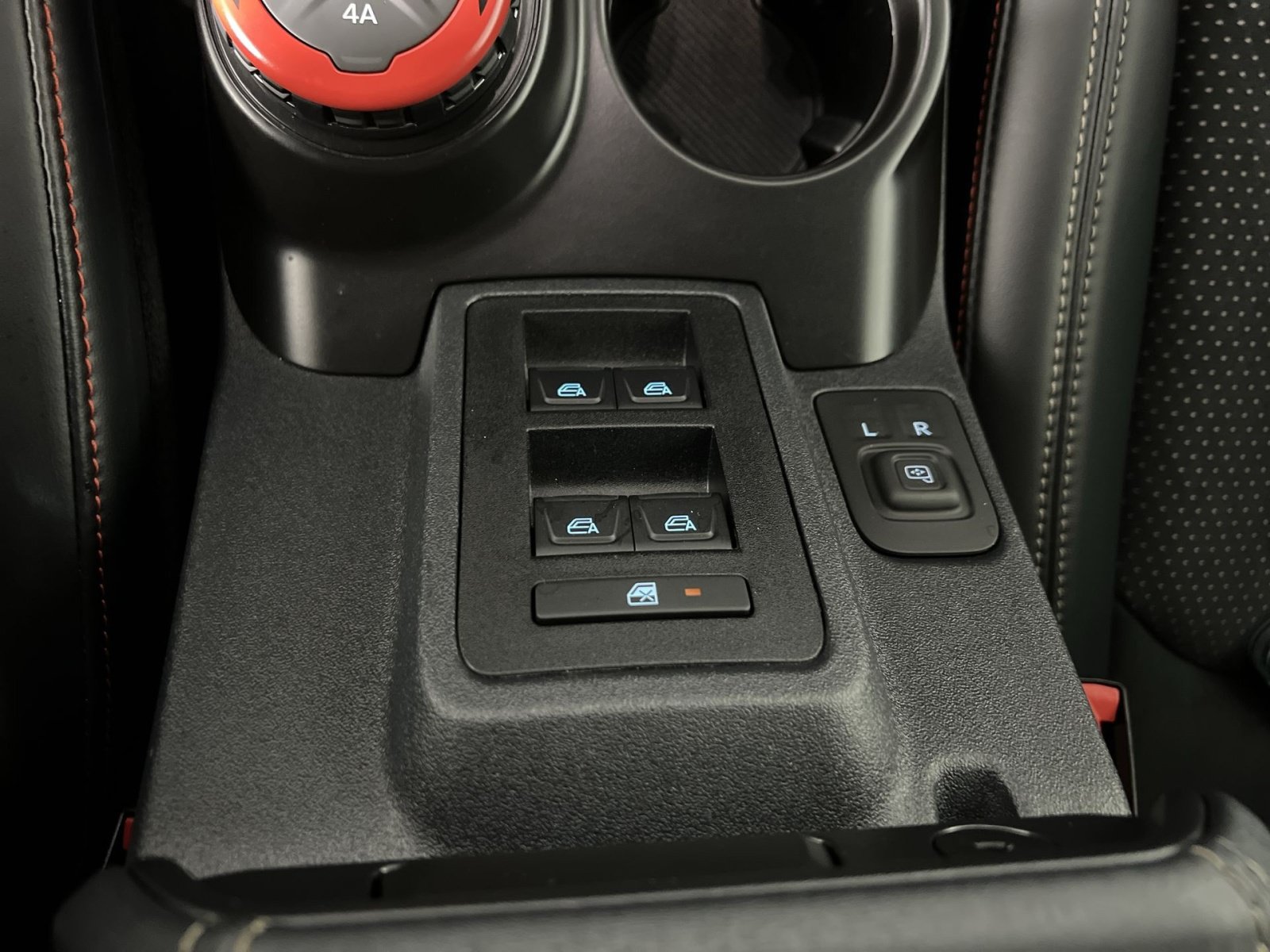 Used 2024 Ford Bronco Raptor w/ Interior Carbon Fiber Pack 6 AWD/4WD image 15
