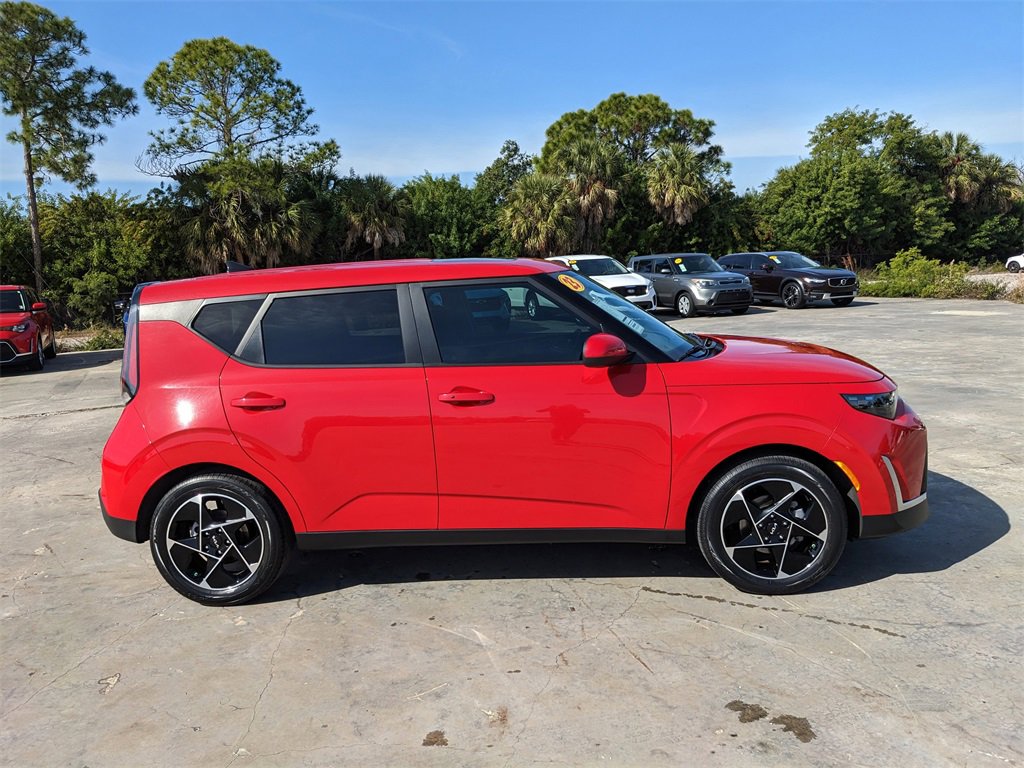 Certified 2023 Kia Soul EX image 9