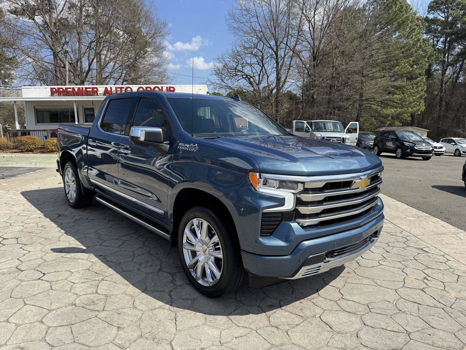 Used 2024 Chevrolet Silverado 1500 High Country image 1