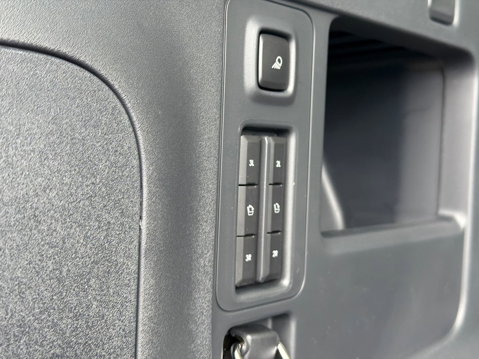 New 2026 Lincoln Navigator L Premier image 10