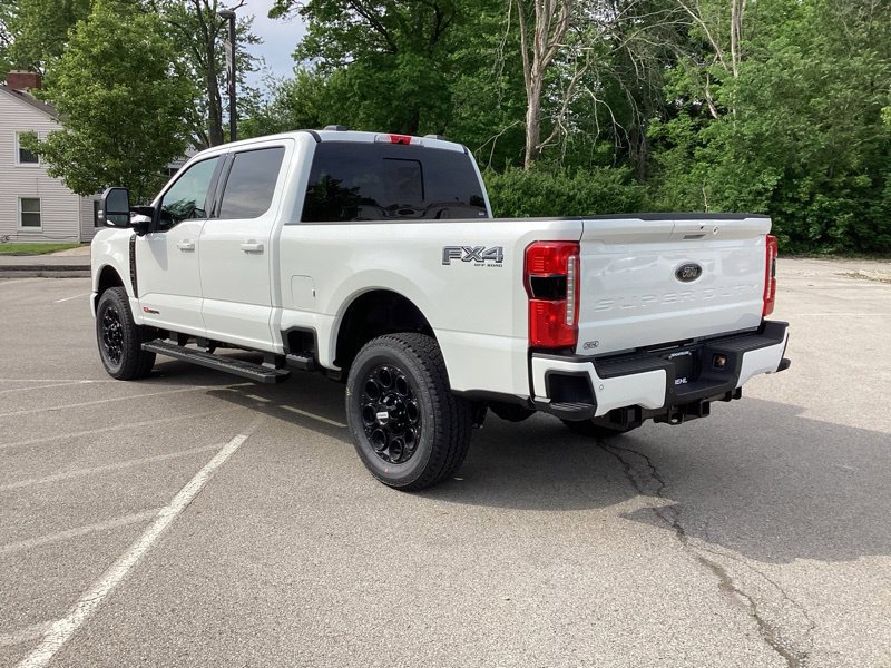 New 2026 Ford F350 Lariat w/ Black Appearance Package AWD/4WD image 5