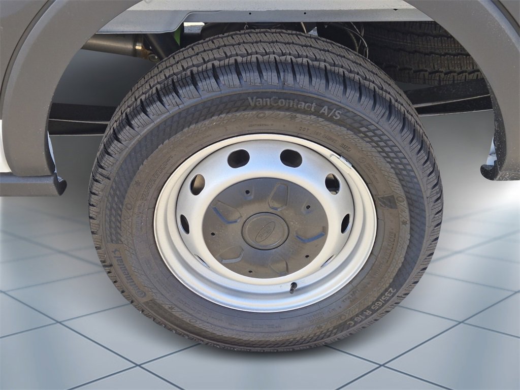 New 2025 Ford Transit 250 148 Medium Roof image 5