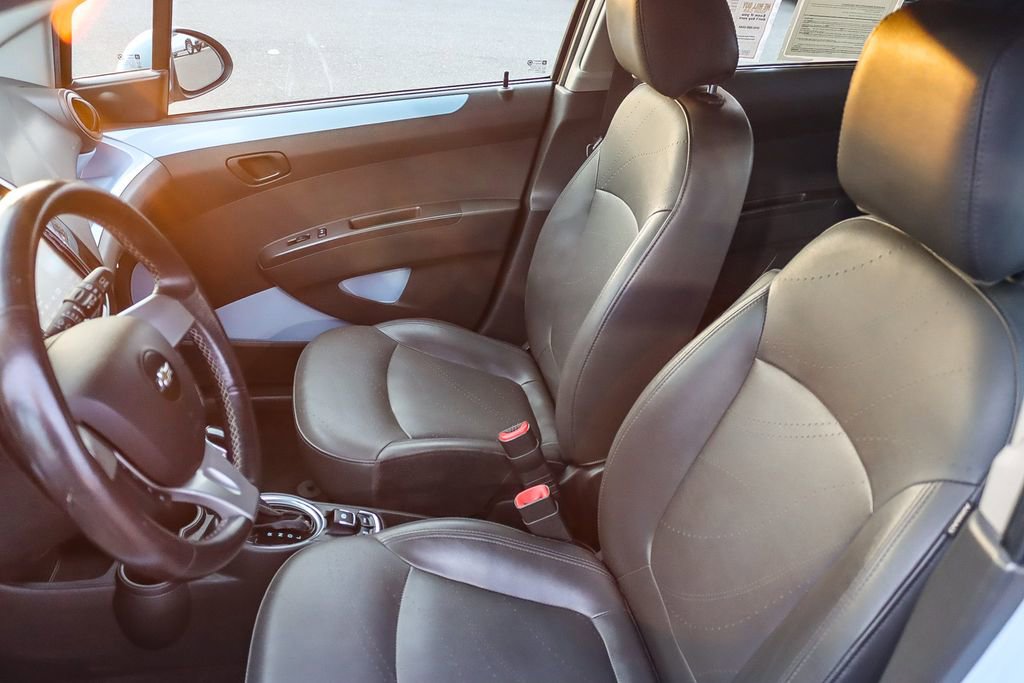 Used 2015 Chevrolet Spark LT image 37