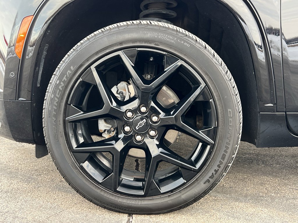 Used 2024 Chevrolet Traverse RS image 9