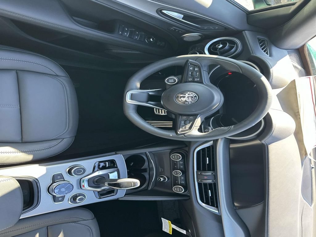 New 2026 Alfa Romeo Stelvio Sprint AWD/4WD image 21