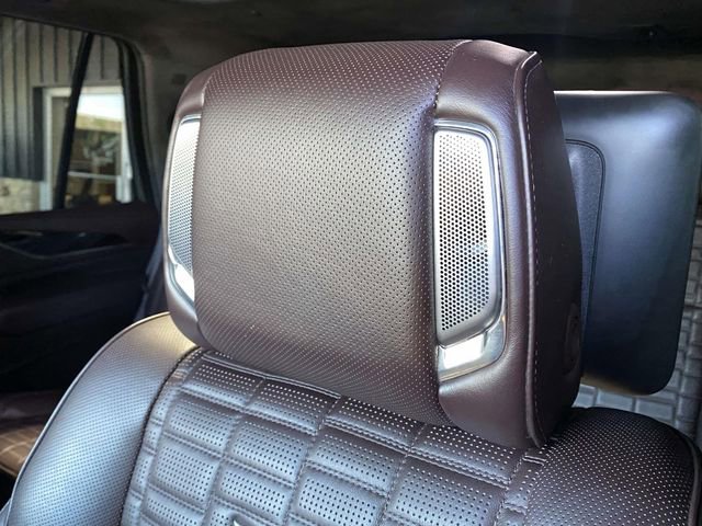Used 2023 Cadillac Escalade V image 16