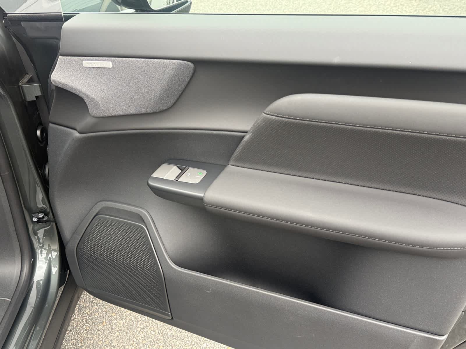 New 2027 Volvo EX60 Ultra AWD/4WD image 19