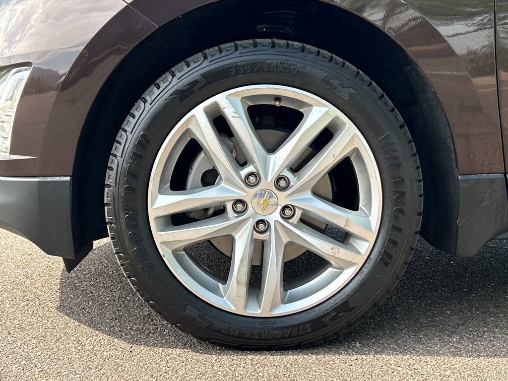 Used 2020 Chevrolet Equinox Premier image 25