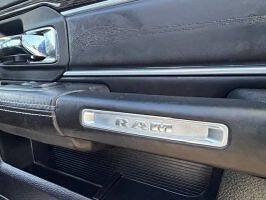 Used 2015 RAM 2500 Limited AWD/4WD image 39