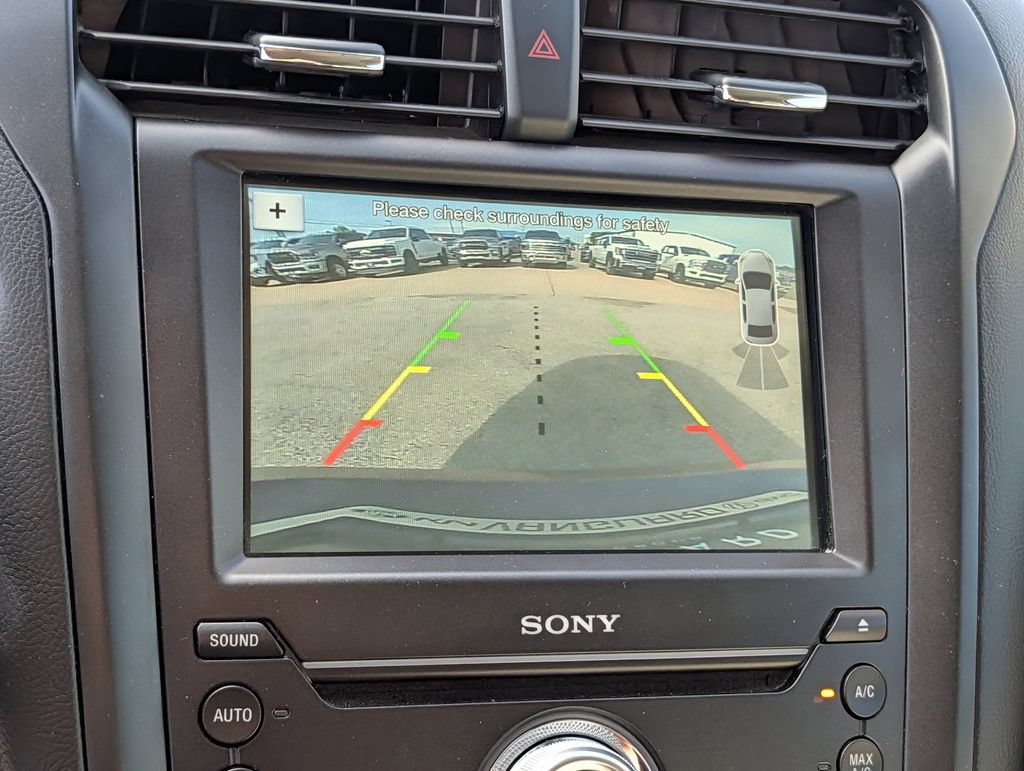 Used 2018 Ford Fusion Titanium FWD image 20