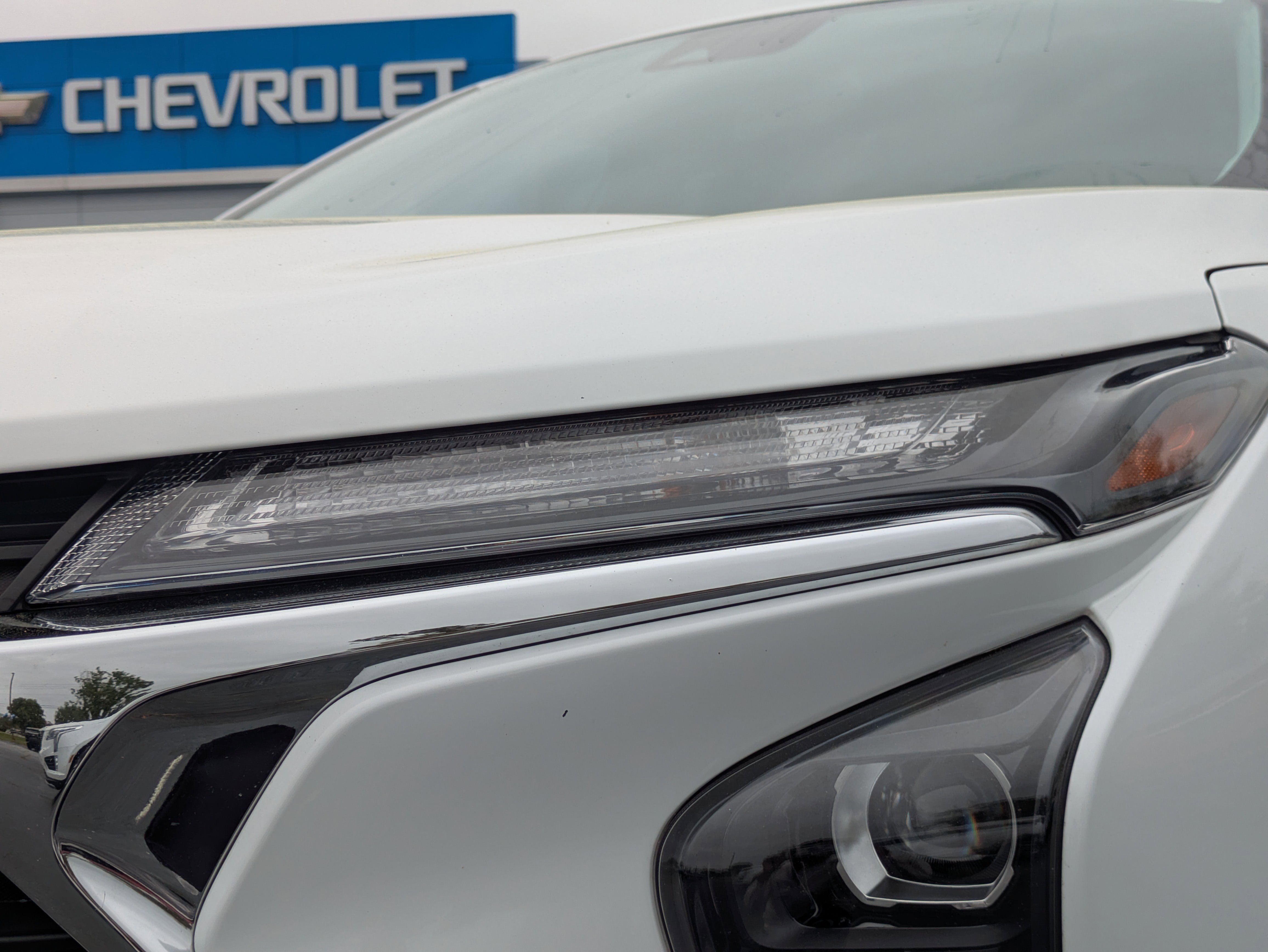 Used 2025 Chevrolet Trax LS FWD image 29