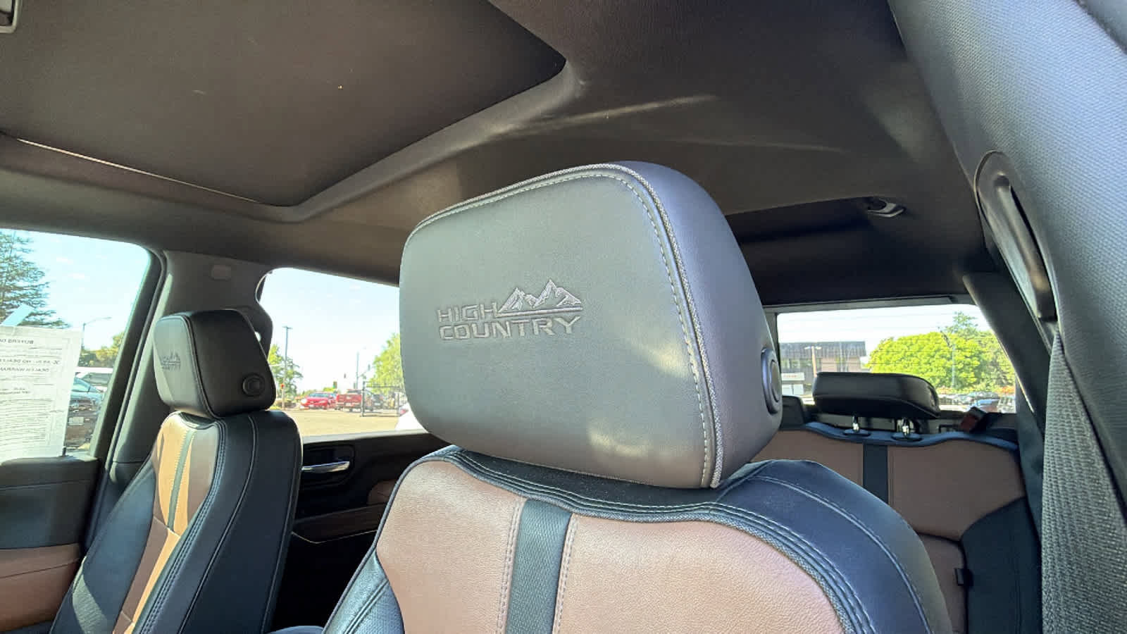 Used 2022 Chevrolet Silverado 3500 High Country w/ Safety Package II AWD/4WD image 11