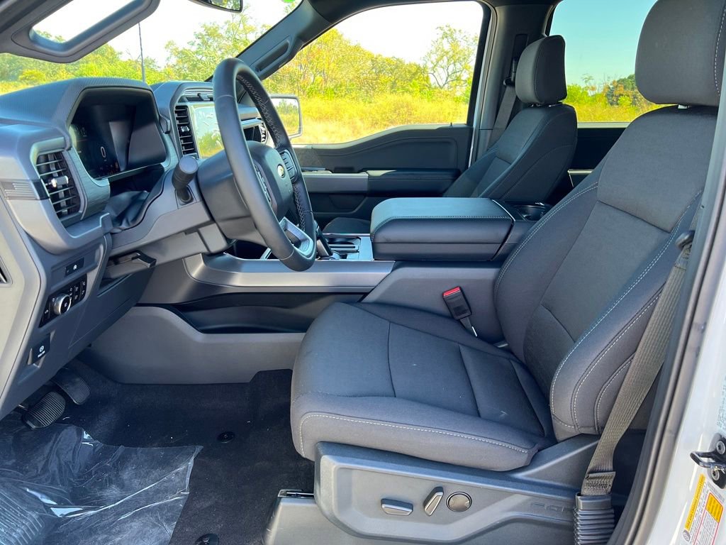 New 2025 Ford F150 XLT w/ Equipment Group 302A MID AWD/4WD image 13