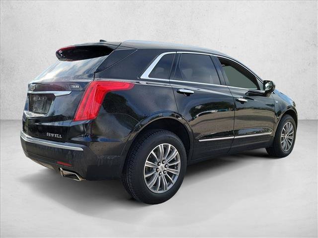 Used 2017 Cadillac XT5 Luxury w/ Driver Awareness Package FWD image 5