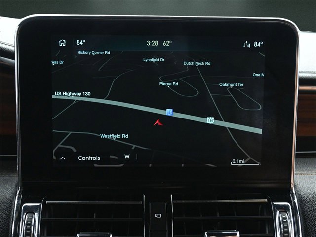 Used 2021 Lincoln Navigator Reserve w/ Luxury Package image 28