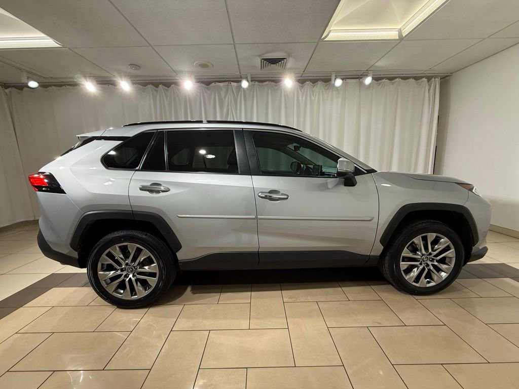 Certified 2020 Toyota RAV4 Limited w/ Limited Grade Weather Package image 6