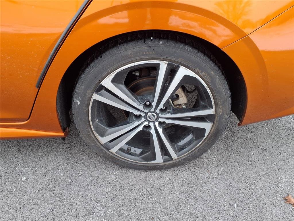 Used 2020 Nissan Sentra SR w/ Premium Package image 35