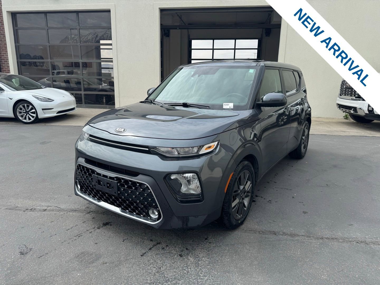 Used 2021 Kia Soul EX image 3