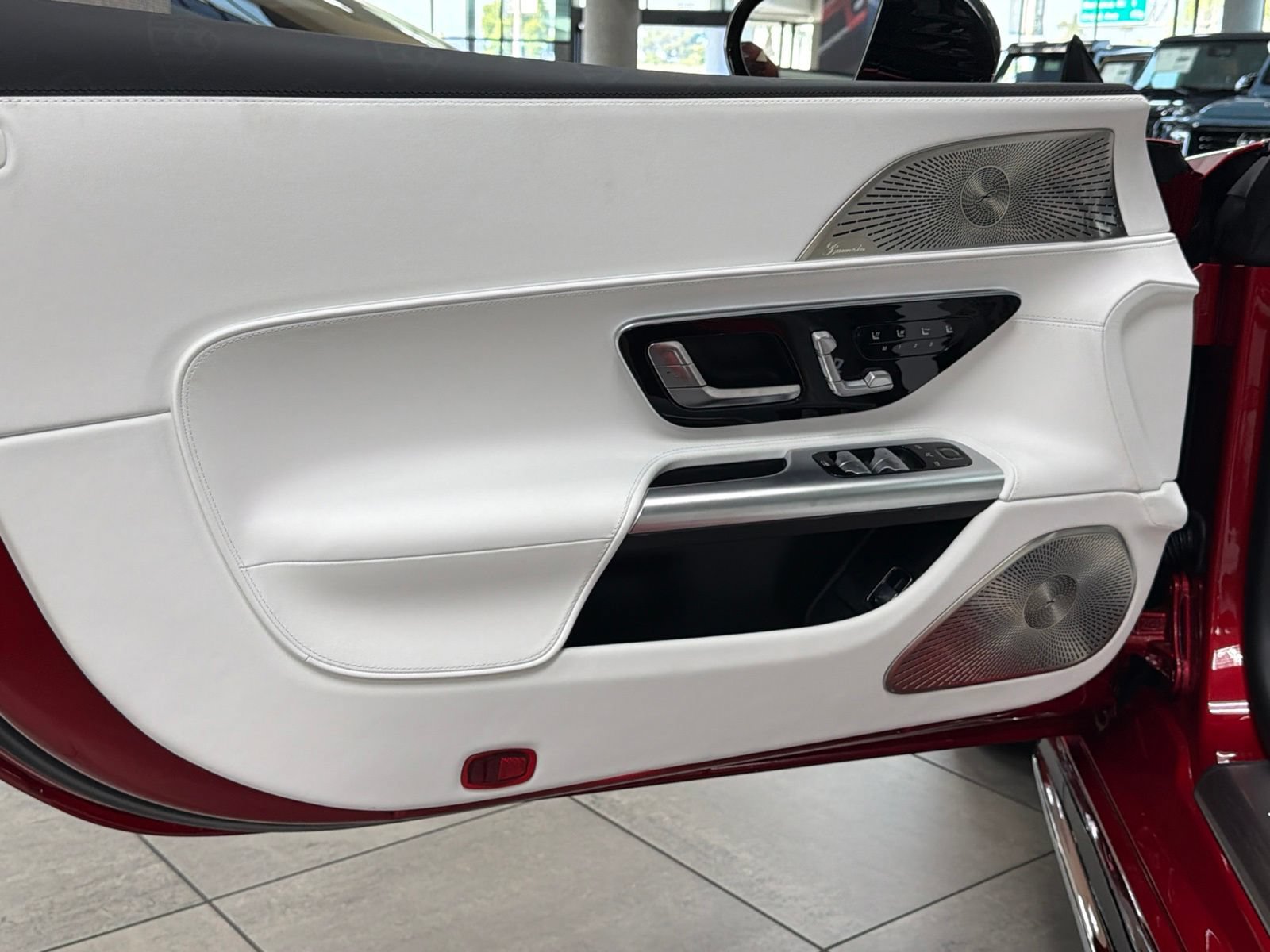 New 2026 Mercedes-Benz Maybach SL 680 image 11