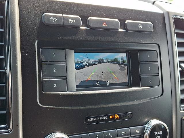 Certified 2018 Ford Expedition XLT AWD/4WD image 17