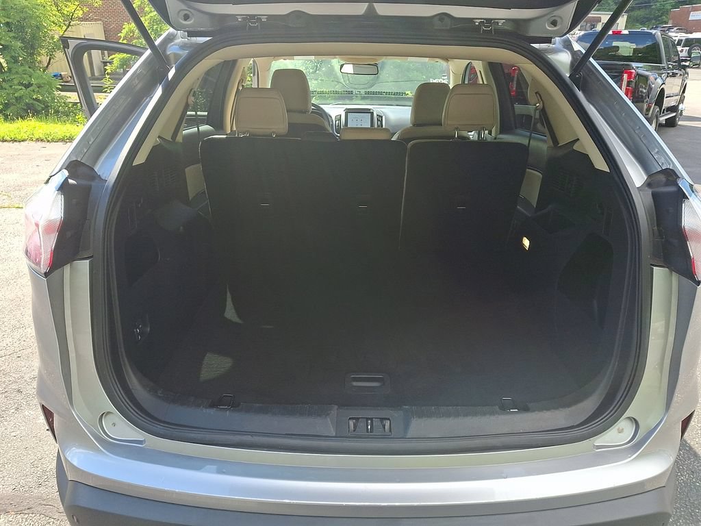 Used 2024 Ford Edge SEL AWD/4WD image 29