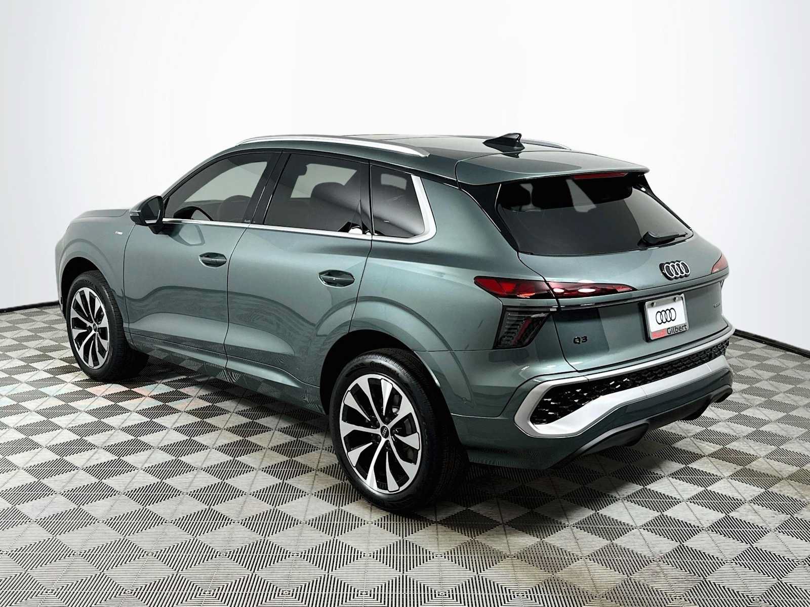 New 2026 Audi Q3 quattro 2.0T AWD/4WD image 5