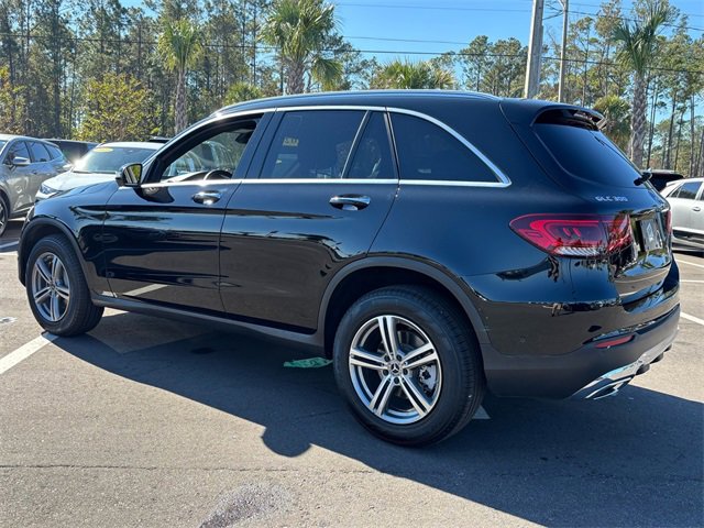 Used 2022 Mercedes-Benz GLC 300 w/ Premium Package Lite image 4