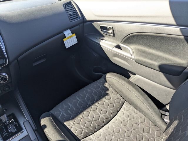 Used 2026 Mitsubishi Outlander Sport ES image 17