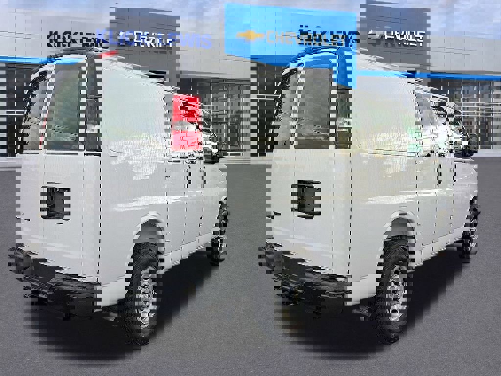 New 2025 Chevrolet Express 3500 w/ Driver Convenience Package image 4