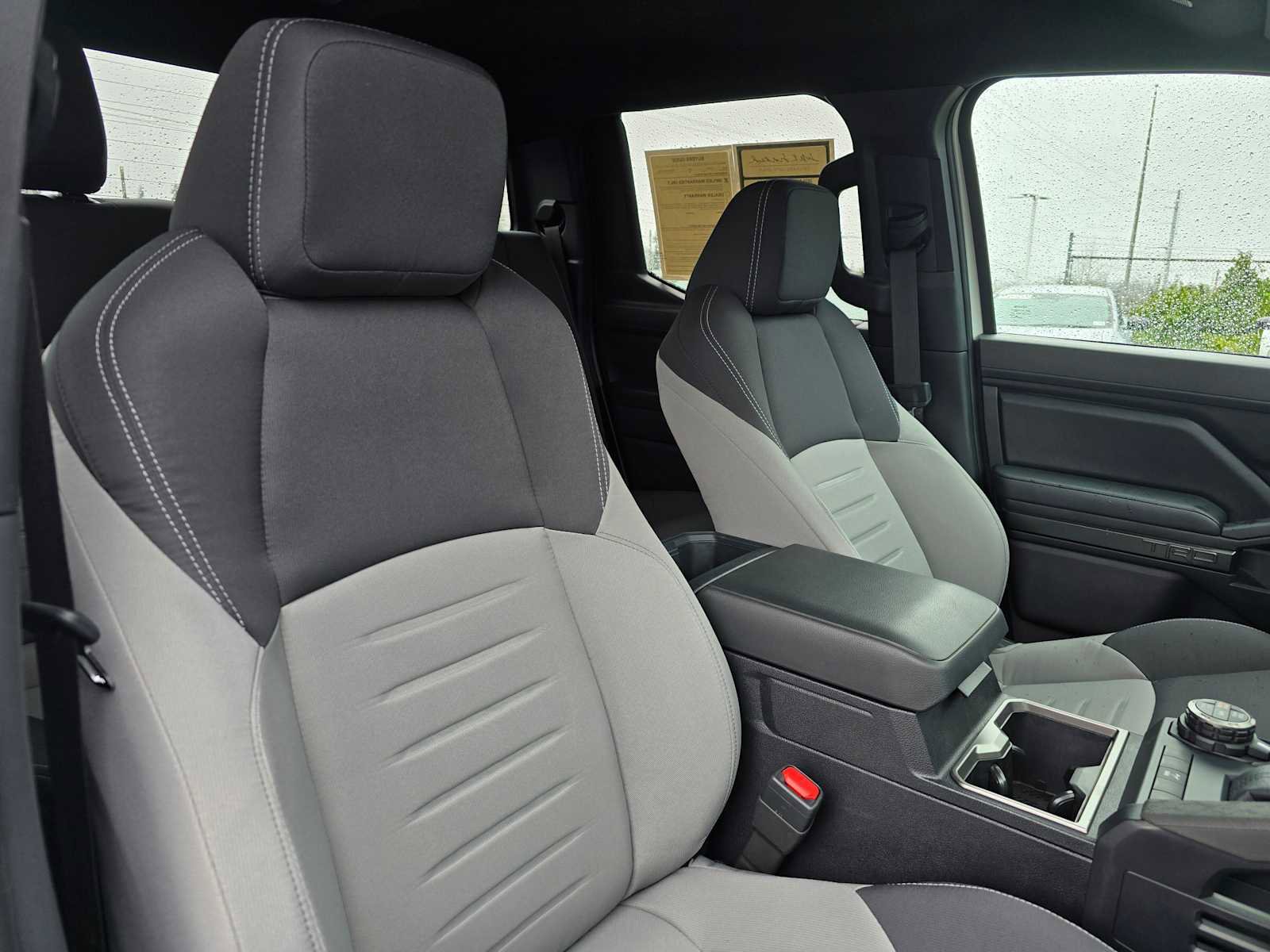 Used 2025 Toyota Tacoma TRD Sport image 11