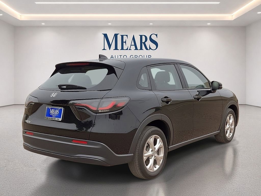 Used 2025 Honda HR-V LX image 5