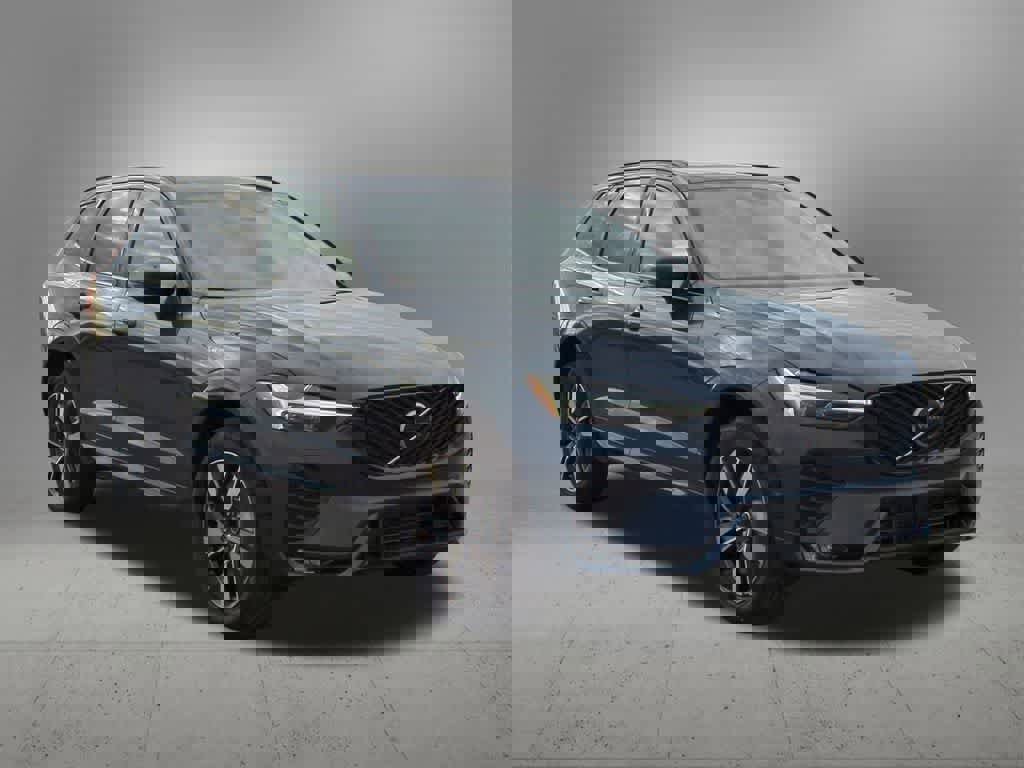 New 2026 Volvo XC60 B5 Plus w/ Protection Package Premier image 8