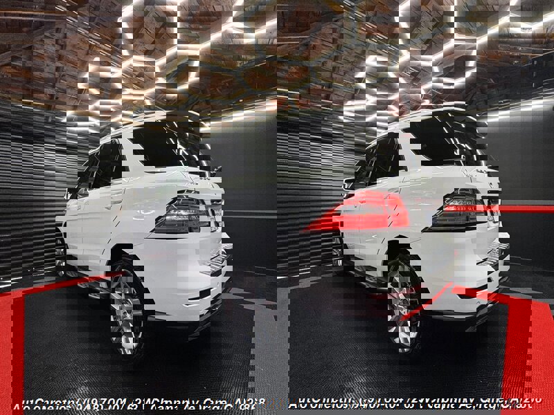 Used 2014 Mercedes-Benz ML 350 2WD image 4