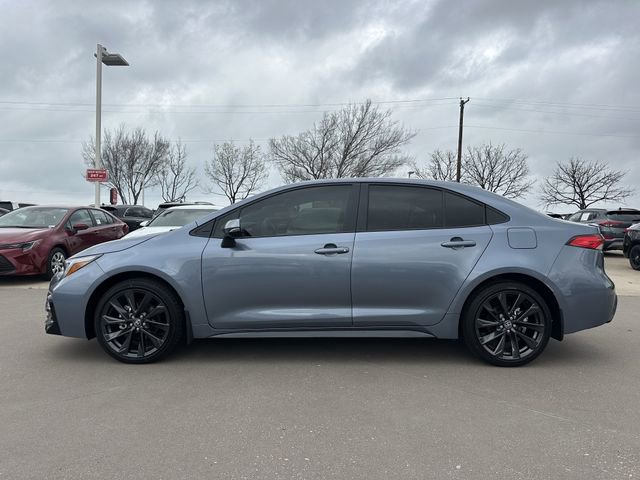 Used 2026 Toyota Corolla SE FWD image 2