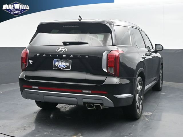 Used 2024 Hyundai Palisade Limited FWD image 7