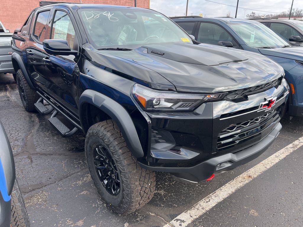 New 2026 Chevrolet Colorado ZR2 w/ Midnight Edition image 3
