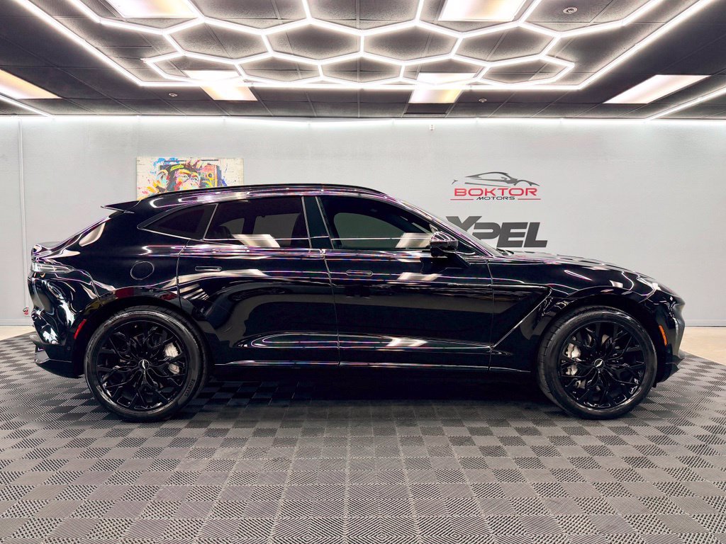 Used 2021 Aston Martin DBX AWD/4WD image 14