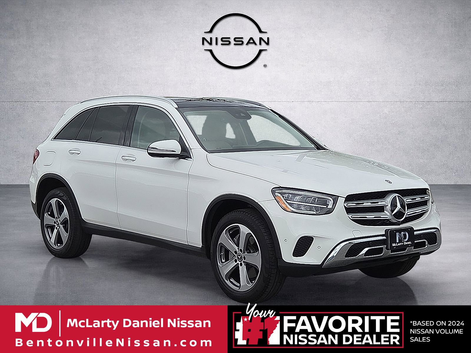 Used 2022 Mercedes-Benz GLC 300 4MATIC w/ Premium Package Lite image 1