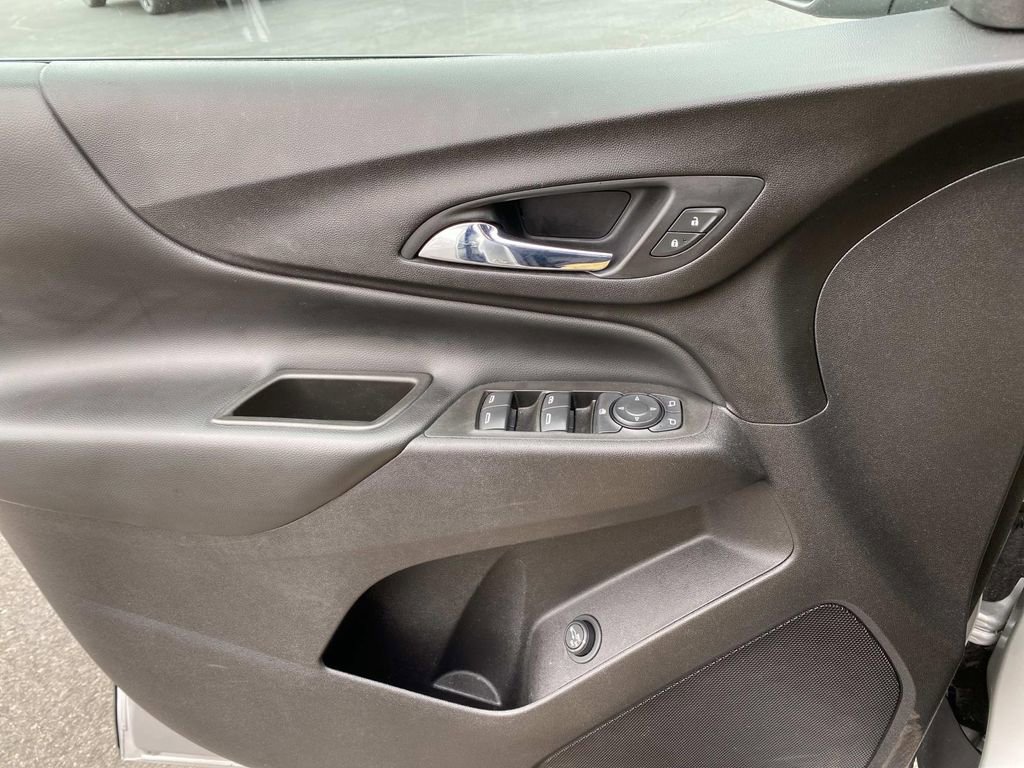 Used 2020 Chevrolet Equinox LT image 21