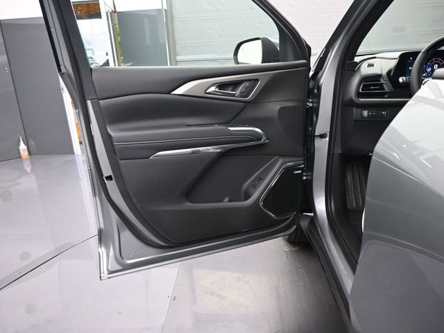 New 2026 Chevrolet Traverse LT w/ Enhanced Driving Package image 12