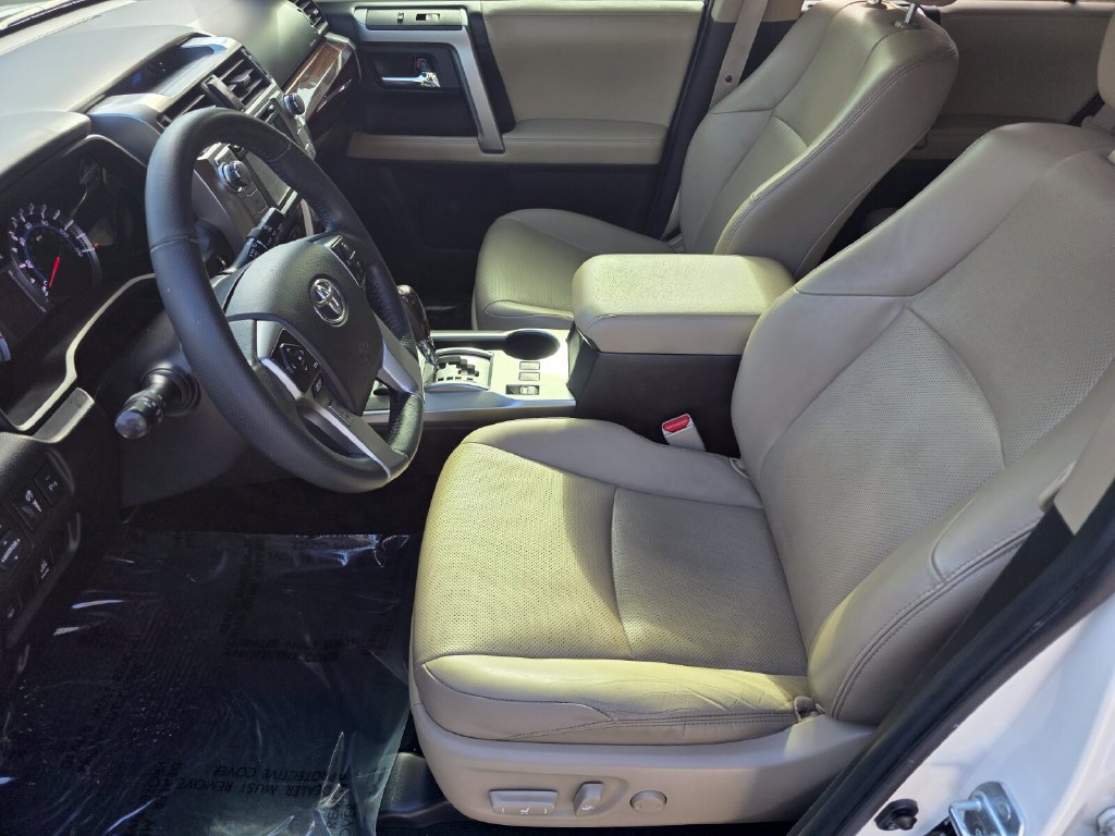 Used 2015 Toyota 4Runner Limited AWD/4WD image 9