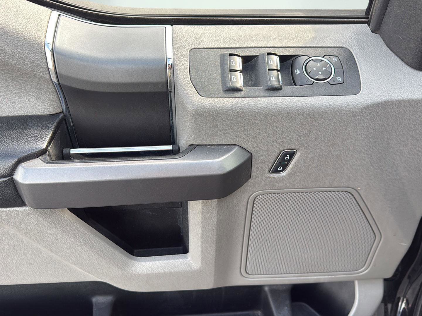 Used 2019 Ford F150 XLT w/ Equipment Group 302A Luxury image 9