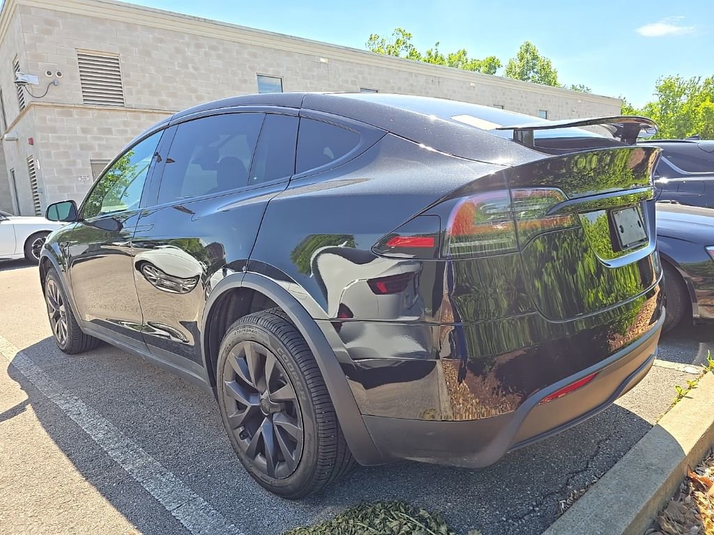 Used 2024 Tesla Model X AWD/4WD image 5