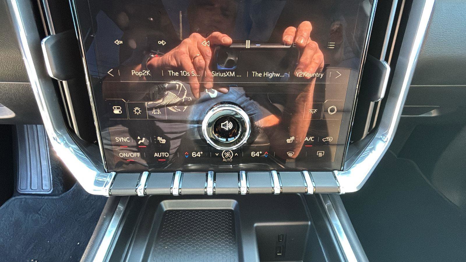 New 2025 GMC Acadia Elevation w/ Elevation Premium Package image 21