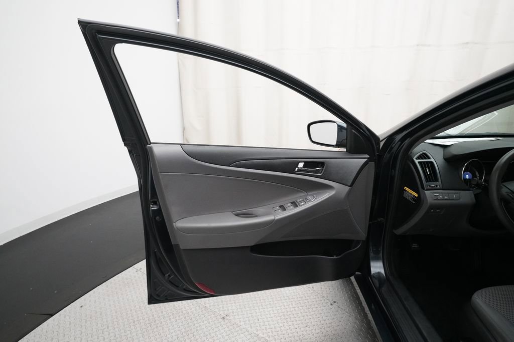 Used 2012 Hyundai Sonata GLS w/ Popular Equipment Pkg FWD image 28