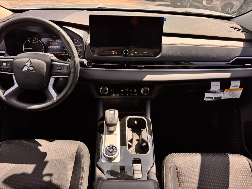 New 2026 Mitsubishi Outlander ES image 25