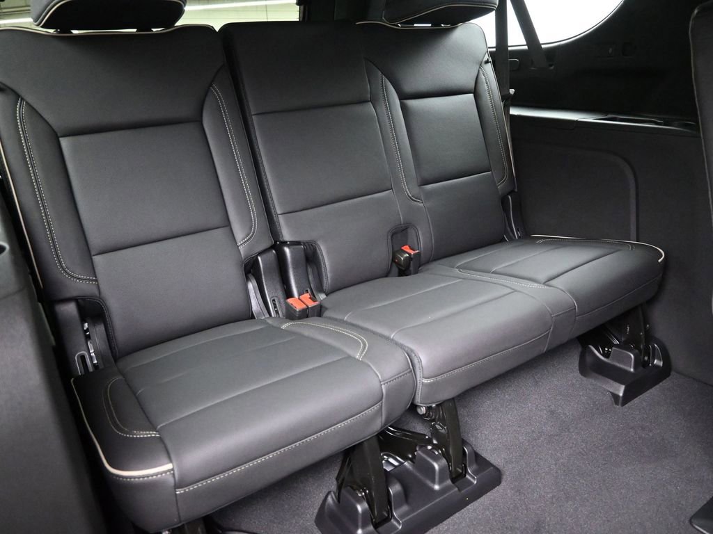 New 2026 Chevrolet Suburban Premier w/ Sun And Tow Package image 9